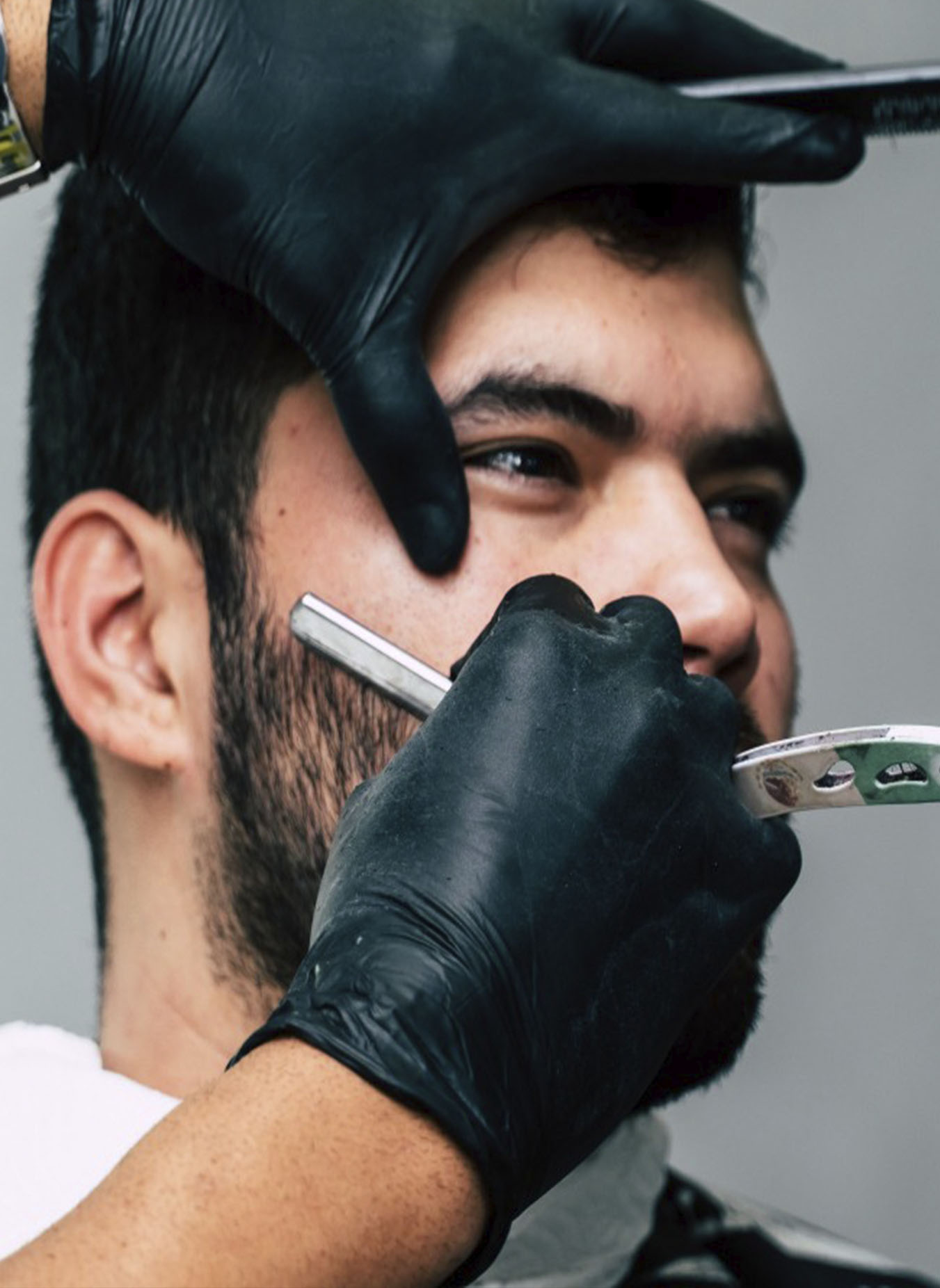 barber golenie brzytwa broda wasy